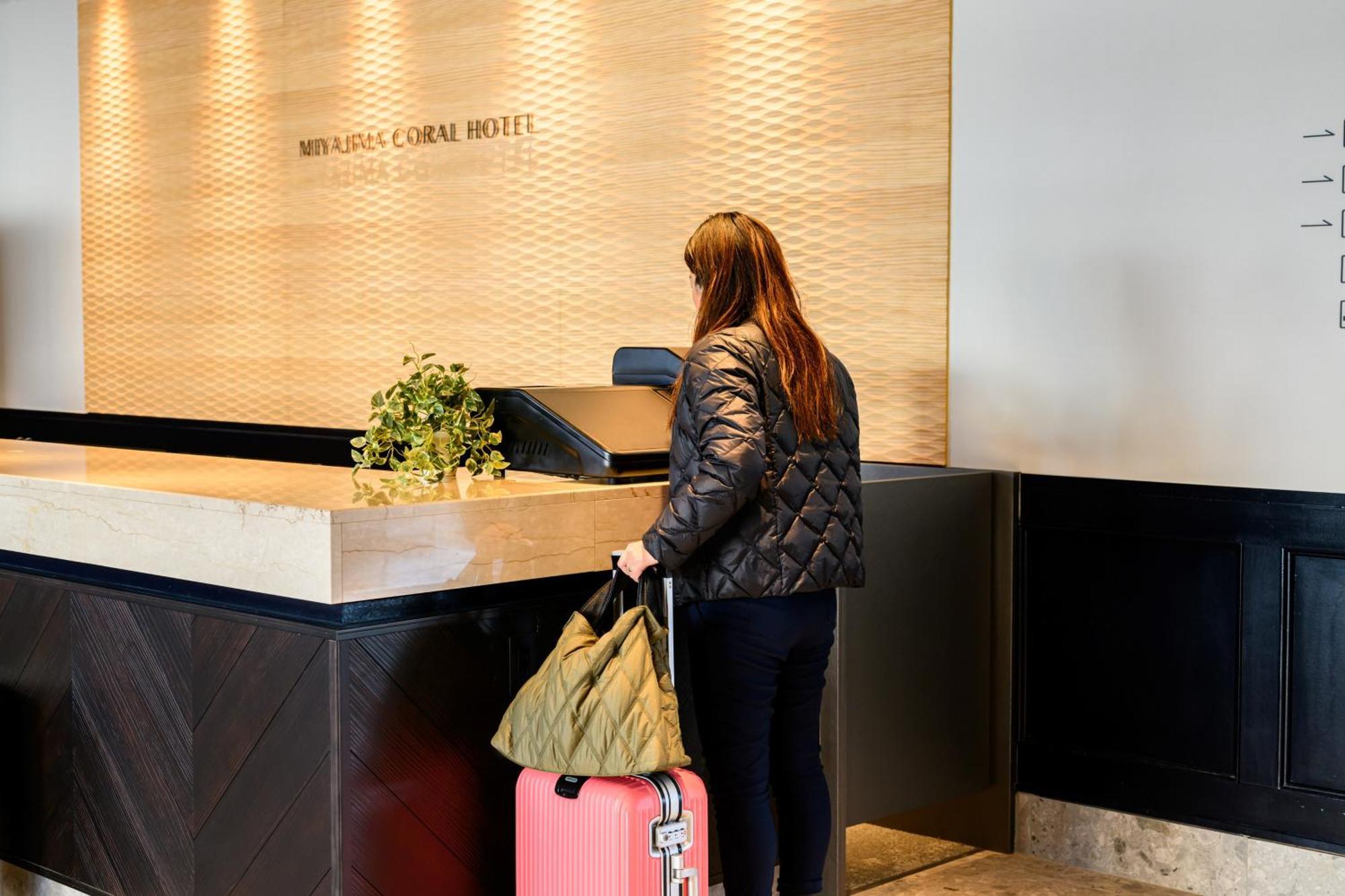Miyajima Coral Hotel Hatsukaichi Extérieur photo