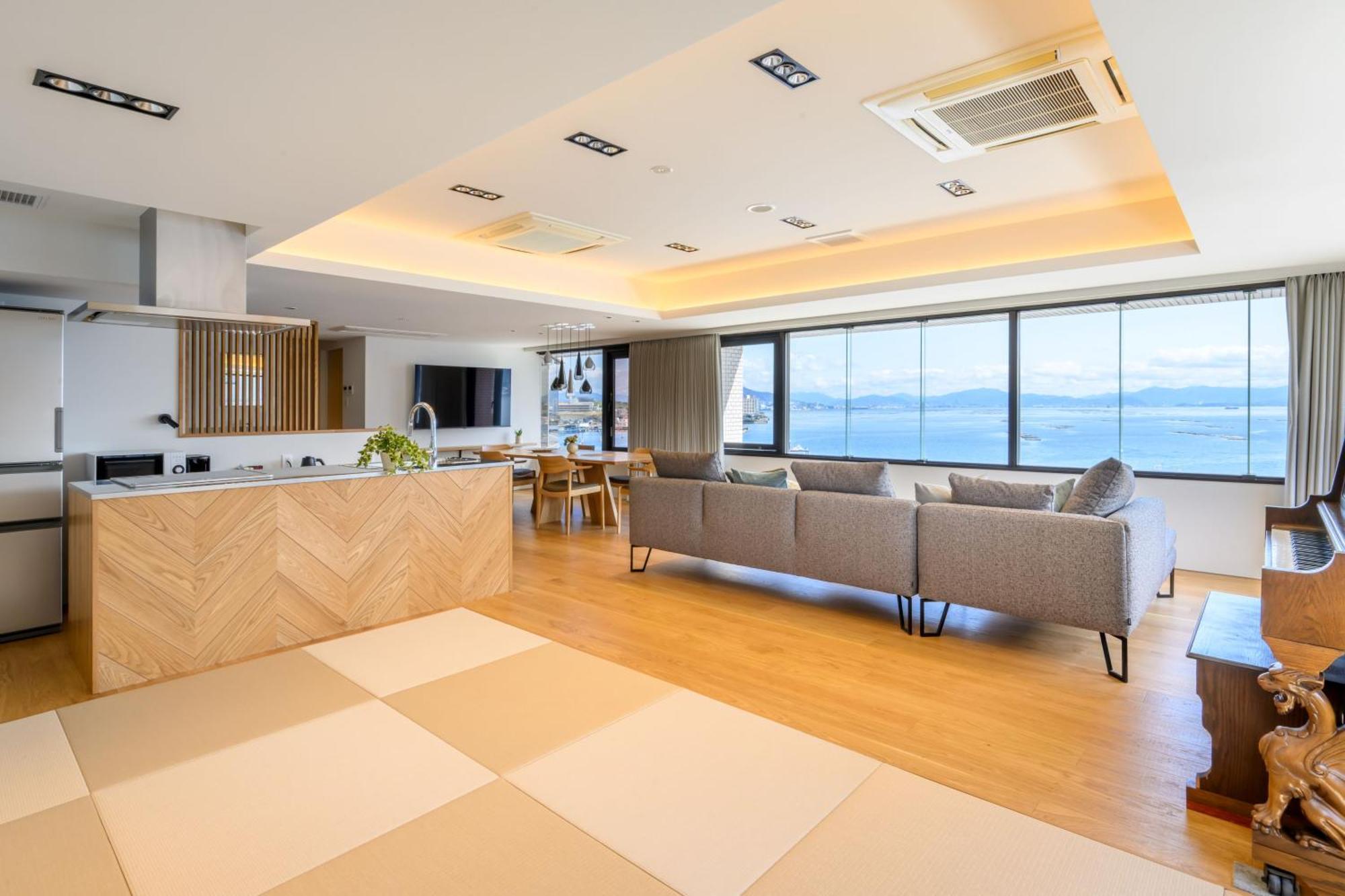 Miyajima Coral Hotel Hatsukaichi Extérieur photo